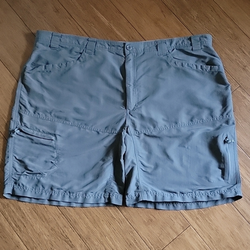 Cabela's Men's Cargo Shorts, Gray, Size 44